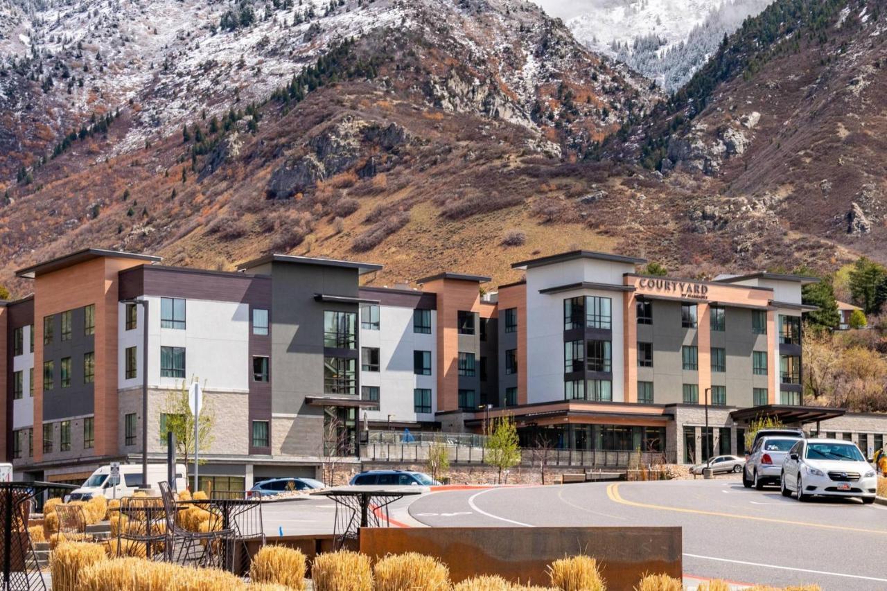 Courtyard By Marriott Salt Lake City Cottonwood Cottonwood Heights Exterior photo